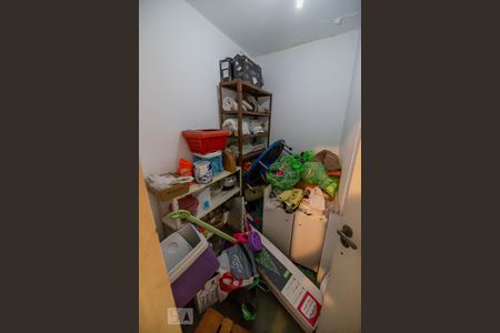 Casa à venda com 475m², 3 quartos e 6 vagasLavanderia Quarto