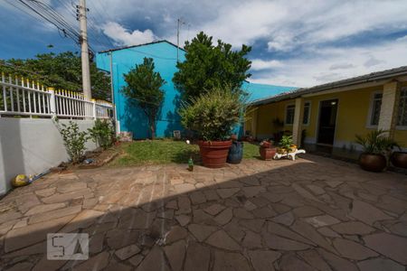 Casa à venda com 140m², 2 quartos e 3 vagasPátio