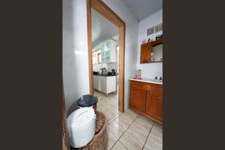 Casa à venda com 140m², 2 quartos e 3 vagasBanheiro