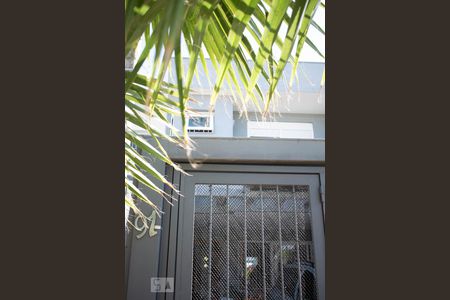 Casa à venda com 138m², 3 quartos e 2 vagasFachada