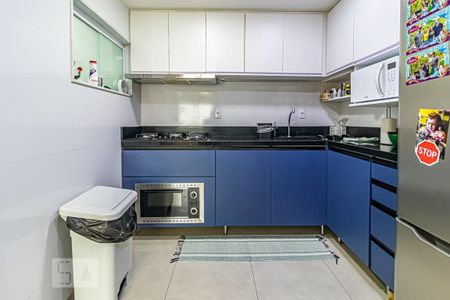 Casa à venda com 100m², 3 quartos e 1 vaga Casa à venda com 100m², 3 quartos e 1 vagaCozinha