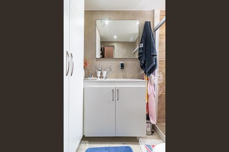 Casa à venda com 100m², 3 quartos e 1 vaga Casa à venda com 100m², 3 quartos e 1 vagaBanheiro 2