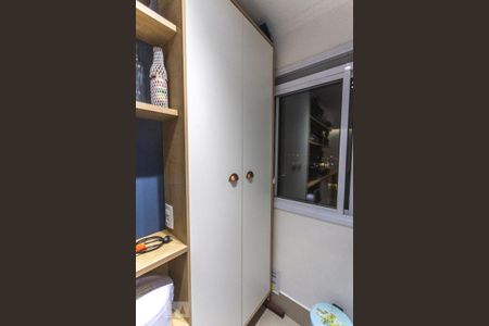 Apartamento à venda com 48m², 2 quartos e 1 vagaArmário