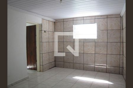 Quarto de casa para alugar com 1 quarto, 50m² em Jardim Danfer, São Paulo