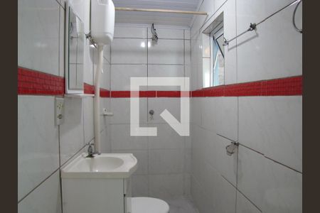 Banheiro  de casa para alugar com 1 quarto, 50m² em Jardim Danfer, São Paulo
