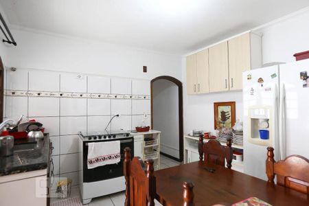 Casa à venda com 220m², 3 quartos e 6 vagasCozinha