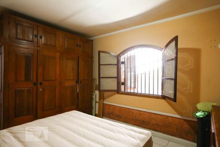 Casa à venda com 220m², 3 quartos e 6 vagasSuíte 1