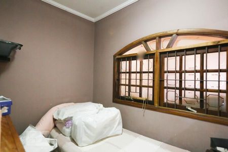Casa à venda com 220m², 3 quartos e 6 vagasSuíte 2