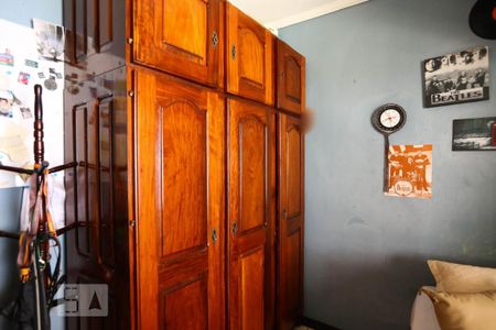 Casa à venda com 220m², 3 quartos e 6 vagasQuarto