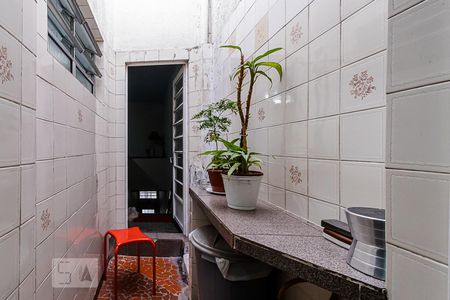 Casa à venda com 306m², 3 quartos e 2 vagas Casa à venda com 306m², 3 quartos e 2 vagasQuintal 1