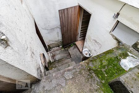 Casa à venda com 306m², 3 quartos e 2 vagas Casa à venda com 306m², 3 quartos e 2 vagasEdícula