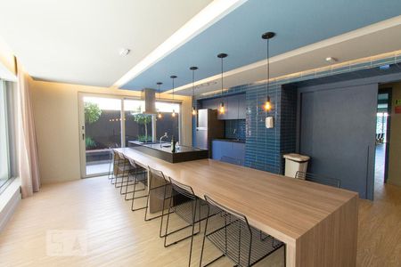 Studio à venda com 25m², 1 quarto e sem vaga Studio à venda com 25m², 1 quarto e sem vagaÁrea Gastronômica
