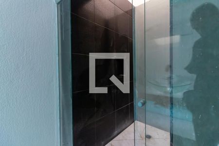 Casa para alugar com 180m², 2 quartos e 1 vaga Casa para alugar com 180m², 2 quartos e 1 vagaBanheiro