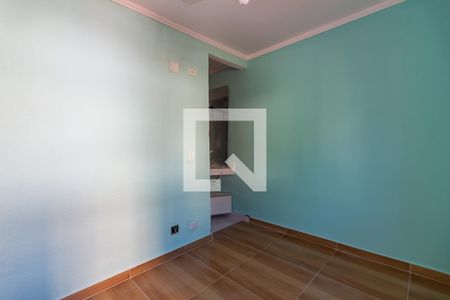 Casa para alugar com 180m², 2 quartos e 1 vaga Casa para alugar com 180m², 2 quartos e 1 vagaQuarto