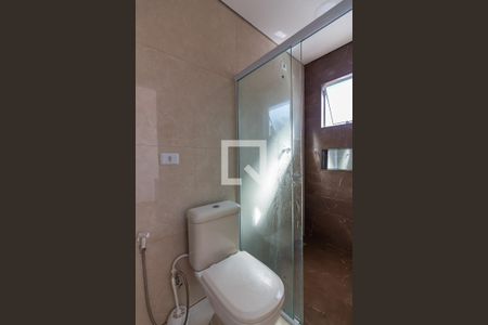 Casa para alugar com 180m², 2 quartos e 1 vaga Casa para alugar com 180m², 2 quartos e 1 vagaBanheiro da Suíte