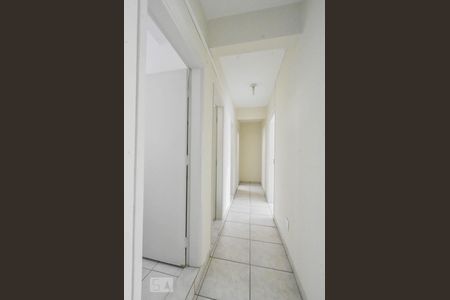 Corredor de kitnet/studio para alugar com 1 quarto, 30m² em Itaim Bibi, São Paulo