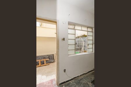 Casa à venda com 229m², 3 quartos e 4 vagasQuarto de despejo - Despensa