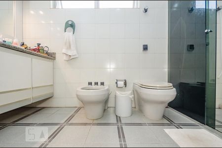 Casa à venda com 229m², 3 quartos e 4 vagasBanheiro Social