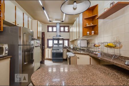 Casa à venda com 229m², 3 quartos e 4 vagasCozinha