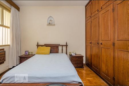 Casa à venda com 229m², 3 quartos e 4 vagasSuíte