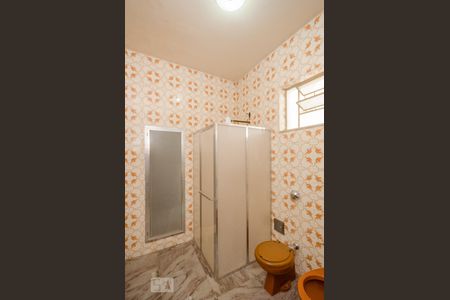 Casa à venda com 229m², 3 quartos e 4 vagasBanheiro da Suíte