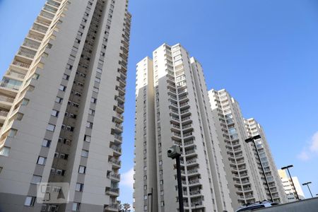 Apartamento à venda com 60m², 2 quartos e 1 vagaFachada