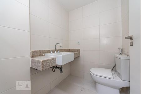 Apartamento à venda com 180m², 2 quartos e 1 vaga Apartamento à venda com 180m², 2 quartos e 1 vagaBanheiro da Suíte 2