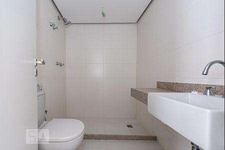 Apartamento à venda com 180m², 2 quartos e 1 vaga Apartamento à venda com 180m², 2 quartos e 1 vagaBanheiro da Suíte 1