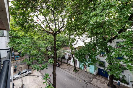 Apartamento à venda com 180m², 2 quartos e 1 vaga Apartamento à venda com 180m², 2 quartos e 1 vagaVista da Varanda da Sala