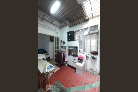 Apartamento à venda com 75m², 2 quartos e 1 vagaÁrea de Serviço