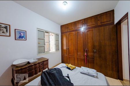 Casa à venda com 360m², 4 quartos e 4 vagasQuarto 2