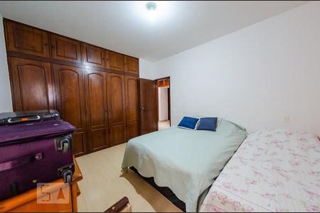 Casa à venda com 360m², 4 quartos e 4 vagasSuíte 1