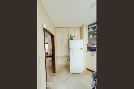 Casa à venda com 360m², 4 quartos e 4 vagasCozinha