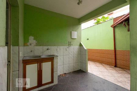 Casa para alugar com 450m², 5 quartos e 4 vagas Casa para alugar com 450m², 5 quartos e 4 vagasÁrea de serviço