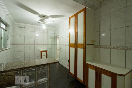 Casa para alugar com 450m², 5 quartos e 4 vagas Casa para alugar com 450m², 5 quartos e 4 vagasCozinha