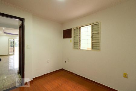 Casa para alugar com 450m², 5 quartos e 4 vagas Casa para alugar com 450m², 5 quartos e 4 vagasQuarto 1