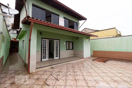 Casa para alugar com 450m², 5 quartos e 4 vagas Casa para alugar com 450m², 5 quartos e 4 vagasFachada
