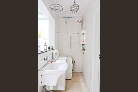 Casa à venda com 147m², 4 quartos e 2 vagasÁrea de Serviço