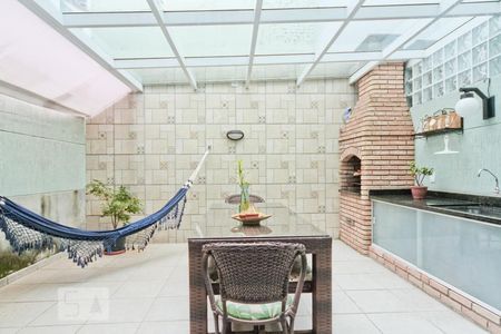 Casa à venda com 147m², 4 quartos e 2 vagasQuintal