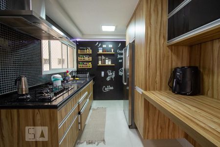 Apartamento à venda com 162m², 3 quartos e 2 vagas Apartamento à venda com 162m², 3 quartos e 2 vagasCozinha