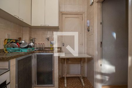 Apartamento à venda com 75m², 2 quartos e sem vaga Apartamento à venda com 75m², 2 quartos e sem vagaCozinha