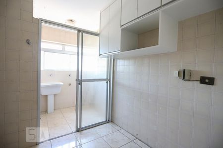Apartamento à venda com 72m², 2 quartos e 1 vaga Apartamento à venda com 72m², 2 quartos e 1 vagaCozinha