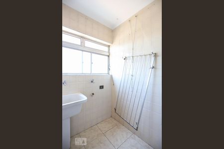 Apartamento à venda com 72m², 2 quartos e 1 vaga Apartamento à venda com 72m², 2 quartos e 1 vagaLavanderia