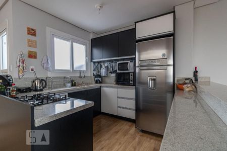 Casa à venda com 240m², 7 quartos e 8 vagas Casa à venda com 240m², 7 quartos e 8 vagasCozinha