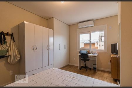 Casa à venda com 240m², 7 quartos e 8 vagas Casa à venda com 240m², 7 quartos e 8 vagasQuarto 3