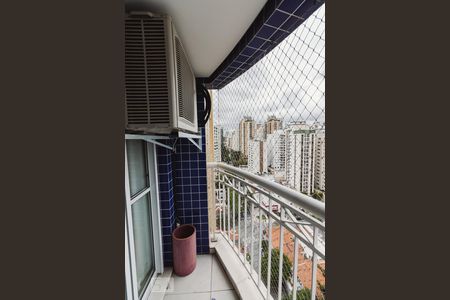 Varanda de apartamento para alugar com 2 quartos, 65m² em Perdizes, São Paulo