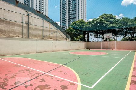 Apartamento à venda com 172m², 4 quartos e 3 vagas Apartamento à venda com 172m², 4 quartos e 3 vagasQuadra