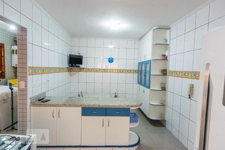 Casa à venda com 310m², 4 quartos e 10 vagas Casa à venda com 310m², 4 quartos e 10 vagasCozinha
