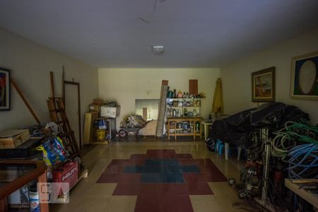 Casa à venda com 310m², 4 quartos e 10 vagas Casa à venda com 310m², 4 quartos e 10 vagasSalão
