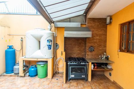 Casa à venda com 310m², 4 quartos e 10 vagas Casa à venda com 310m², 4 quartos e 10 vagasQuintal